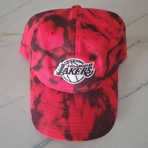 MITCHELL & NESS LAKERS TIE DIE ADJUSTABLE STRAP